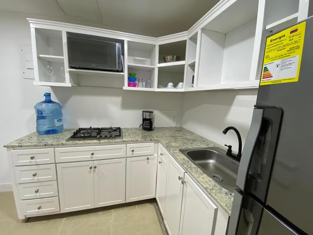 Savannah Apartment *